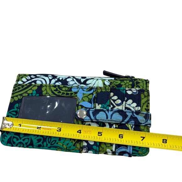 Vera Bradley Quilted Cotton Wallet Caribbean Sea Pattern Zipper Closure - Picture 3 of 4